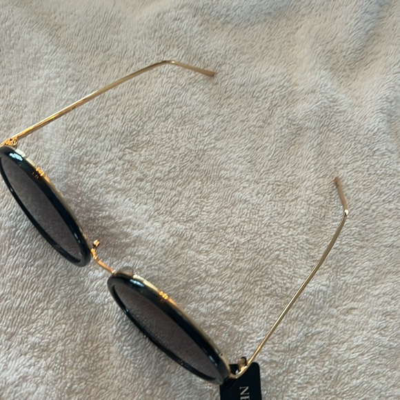New York Sunglasses NWT - Picture 4 of 6